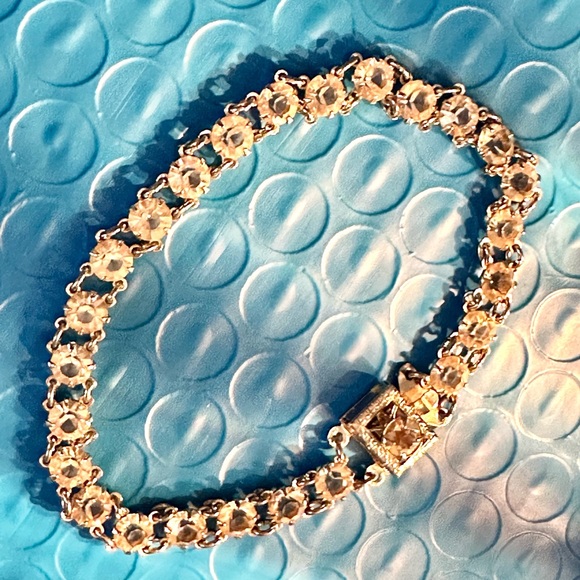 Silver & Crystal Tennis Bracelet - Picture 1 of 6